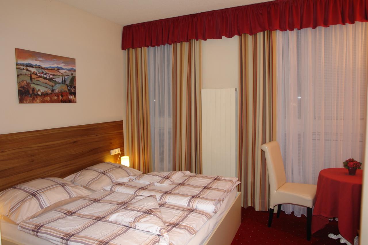 Hotel Garni Daniela Urich Schwanenstadt Экстерьер фото